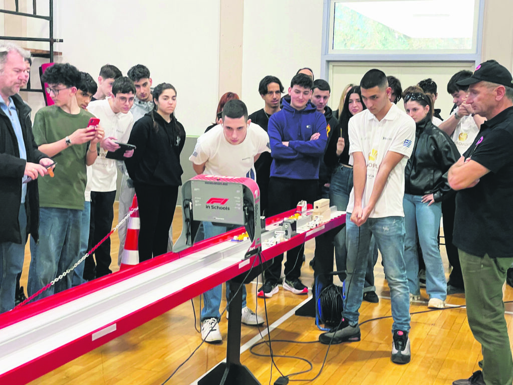 Ελληνικό «άρωμα» στο μαθητικό F1 in Schools