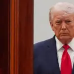 Ο Τραμπ για αντιπρόταση του Ιράν: «Αν εξαρτιόταν από μένα, θα έπαιρνα το πετρέλαιο, θα βγάζαμε πολλά χρήματα» – Την Τρίτη είναι η τελευταία προθεσμία