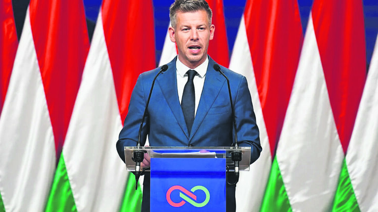 Ο ρεαλισμός κερδίζει τις ιδεοληψίες