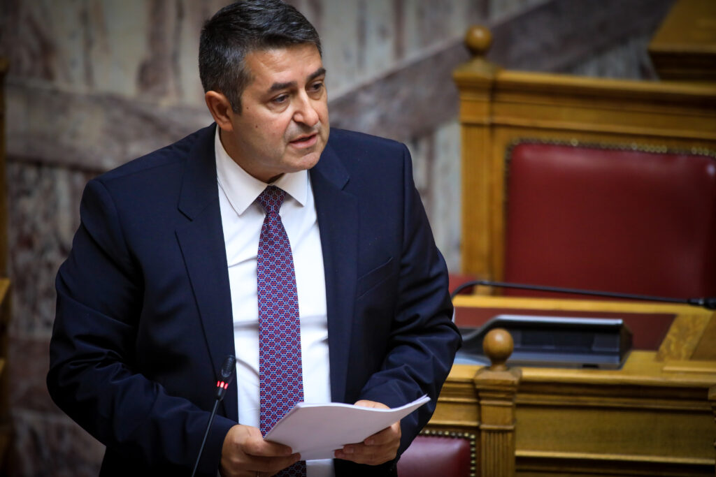 Γιώργος Μυλωνάκης: Σταθερή αλλά κρίσιμη η κατάσταση του – Νοσηλεύεται για πέμπτη ημέρα στον Ευαγγελισμό