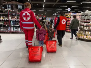 Ο Ελληνικός Ερυθρός Σταυρός και η Διαμαντής Μασούτης Α.Ε. στήριξαν 312 παιδιά τις Ημέρες του Πάσχα