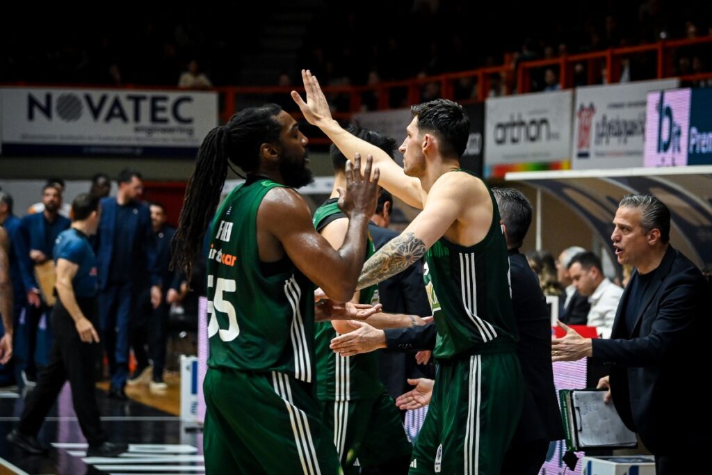 Basket League: Άνετη νίκη του Παναθηναϊκού με 96-63 επί του Προμηθέα μέσα στην Πάτρα παρά τις 7 απουσίες των «πρασίνων» [Βίντεο]