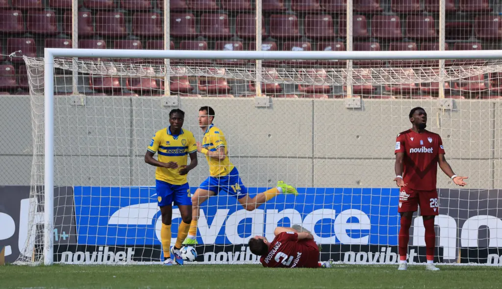 ΑΕΛ–Παναιτωλικός 2-1: Διπλό «χτύπημα» Αλεξιτς και… κατρακύλα για τη Λάρισα