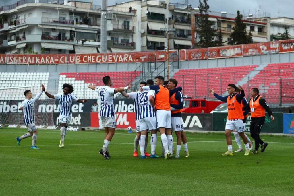 Super League: Άλωσαν τις Σέρρες οι Περιστεριώτες – Κέρδισαν με 4-0 τον Πανσερραϊκό και τον έβαλαν πάλι σε «μπελάδες»