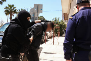 Άγιος Δημήτριος: Αυτό είναι το φονικό όπλο – Πού έκρυψε το μαχαίρι ο 20χρονος μετά τη δολοφονία του άτυχου 27χρονου