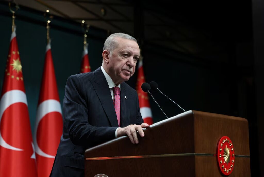 Τηλεφωνική συνομιλία Τραμπ – Ερντογάν: Δύο εβδομάδες «παράθυρο ευκαιρίας» για μόνιμη ειρήνη στη Μέση Ανατολή
