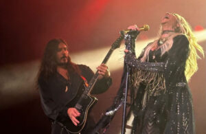 Το φαινόμενο Άννα Βίσση και οι ιστορικές συναυλίες στο ΟΑΚΑ [βίντεο]