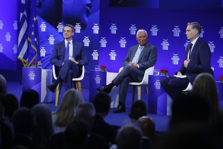 Μητσοτάκης: Χρειαζόμαστε Plan B εάν η κρίση στη Μέση Ανατολή επεκταθεί – Η συζήτηση με Κόστα στο 11ο Οικονομικό Φόρουμ των Δελφών