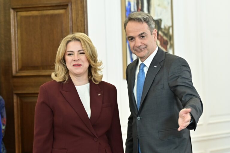 Συνάντηση Μητσοτάκη με τη Λετονή ομόλογό του – Σιλίνια: «Ηγετικός ο ρόλος της Ελλάδας στην περιοχή»