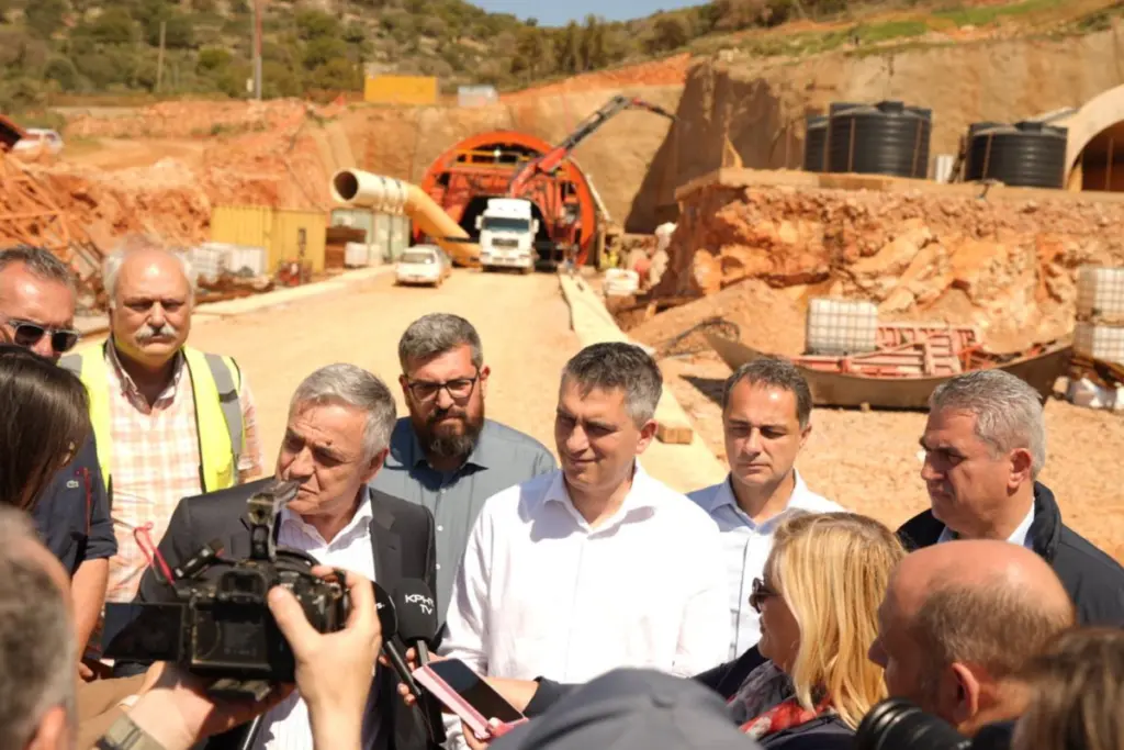 Δήμας: Προχωρούν οι εργασίες του ΒΟΑΚ σε όλα τα τμήματα μαζί με τις παρεμβάσεις οδικής ασφάλειας