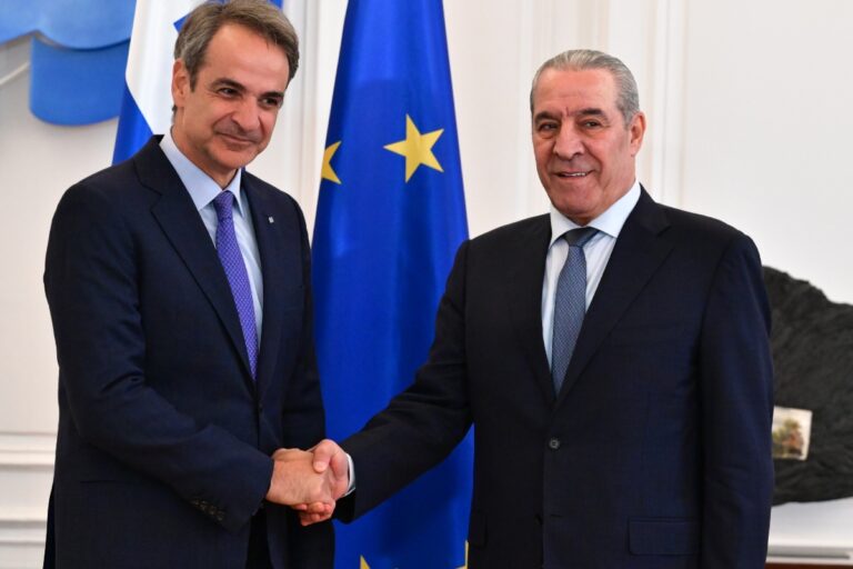 Συνάντηση Μητσοτάκη στο Μαξίμου με Αντιπρόεδρο Παλαιστίνης: Σε πρώτο πλάνο οι εξελίξεις στη Μέση Ανατολή