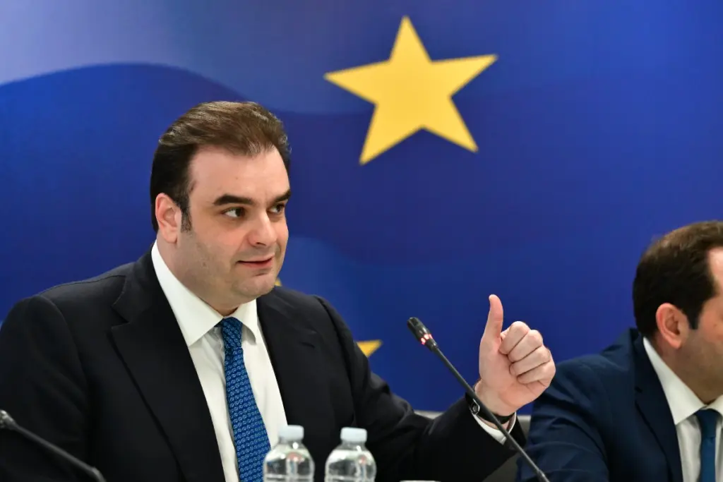 Πιερρακάκης: Επιλέγουμε να είμαστε δίπλα σε όλους τους Έλληνες – Η εξειδίκευση των νέων μέτρω