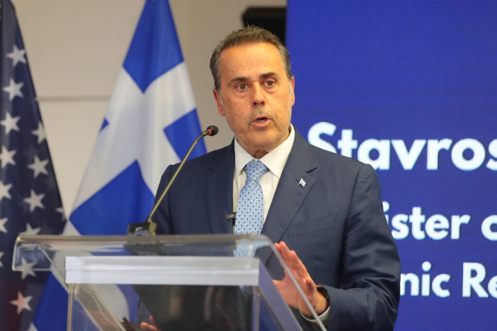 Παπασταύρου: Χρέος μας η προστασία του περιβάλλοντος για το μέλλον – Παραλαβή αντιδιαβρωτικών έργων μετά την πυρκαγιά του περσινού καλοκαιριού