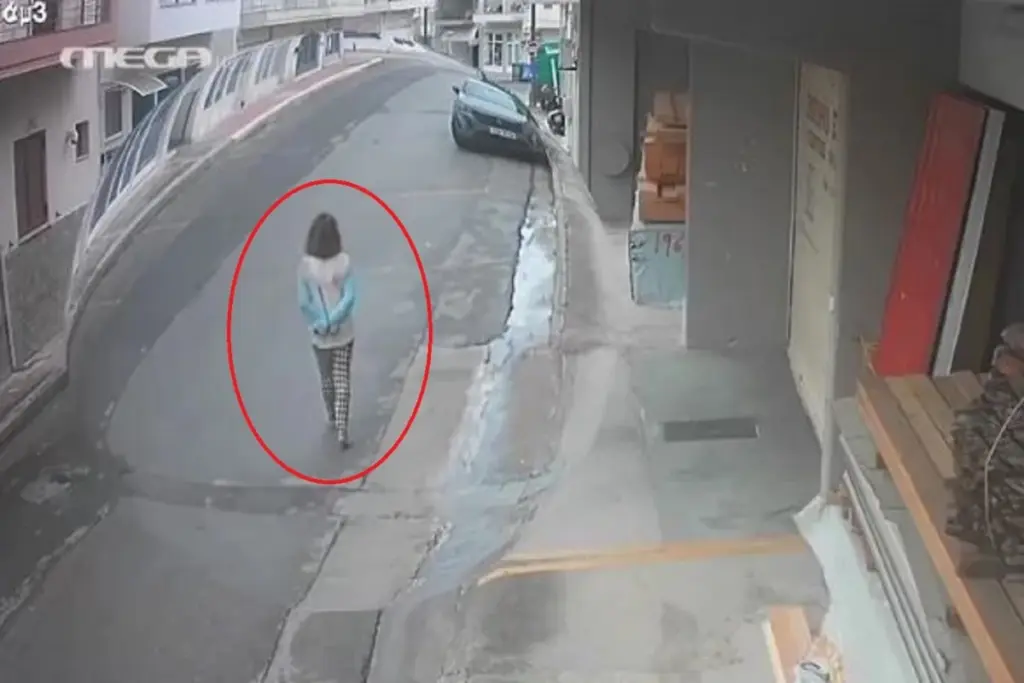 Σοκ στη Λακωνία: 28χρονη δεμένη πισθάγκωνα περπατούσε ξυπόλητη στο δρόμο – Ζήτησε βοήθεια, ήρθε στην Αθήνα και πέθανε