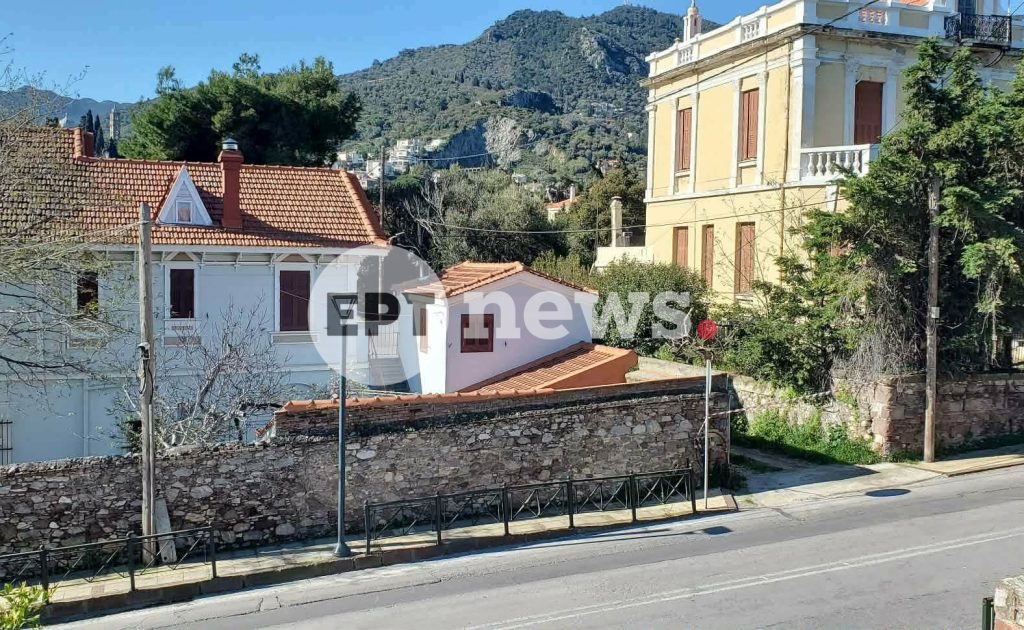 Μυτιλήνη: Βρέθηκε βλήμα πυροβολικού κατά την διάρκεια εργασιών σε σπίτι