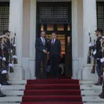 «Αξίωμα το Ελλάς, Γαλλία, Συμμαχία» – «Βασιστείτε πάνω μας»: Ο διάλογος Μητσοτάκη-Μακρόν στο Μέγαρο Μαξίμου