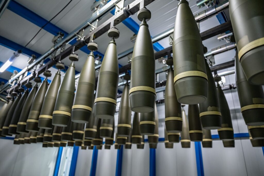 Ο Όμιλος CSG εξασφαλίζει νέο σημαντικό συμβόλαιο για την προμήθεια πυρομαχικών πυροβολικού
