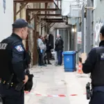 Νεκρή γυναίκα σε ακάλυπτο στο κέντρο της Αθήνας