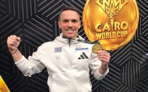 Λευτέρης Πετρούνιας: Οι κόρες του πανηγύρισαν το χρυσό μετάλλιό του στο Κάιρο