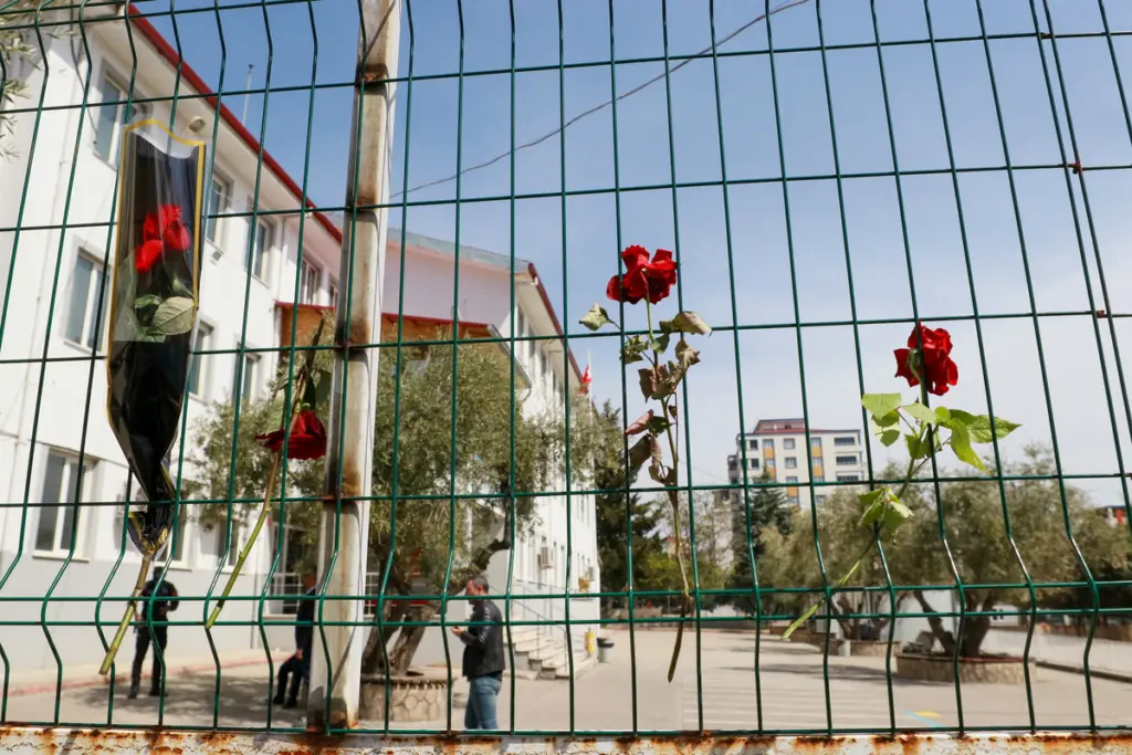 Μακελειό σε σχολείο στην Τουρκία: Από αιμορραγία πέθανε ο 14χρονος δράστης – Τι αποκαλύπτει η κατάθεση του πατέρα – Πώς σχεδιάστηκε η επίθεση