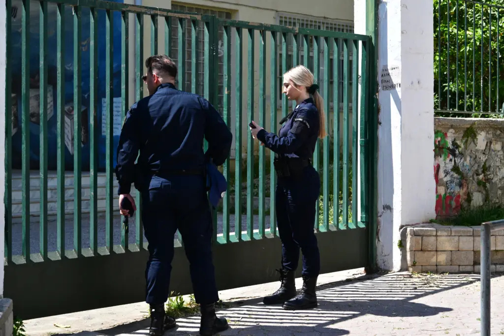 Χαϊδάρι: «Προσπαθούσαμε να της μιλήσουμε, δεν ανταποκρινόταν», λέει καθηγήτρια της 13χρονης