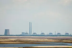 Η Ρωσία μετέτρεψε τον πυρηνικό σταθμό Ζαπορίζια σε στρατιωτική βάση – Ο δρ. Αθανάσιος Ε. Δρούγος έχει όλο το παρασκήνιο