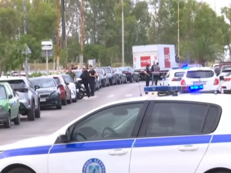 Μικρολίμανο: Πυροβολισμοί και χειροβομβίδες – Το «βαρύ» παρελθόν του άνδρα που άνοιξε πυρ κατά αστυνομικών