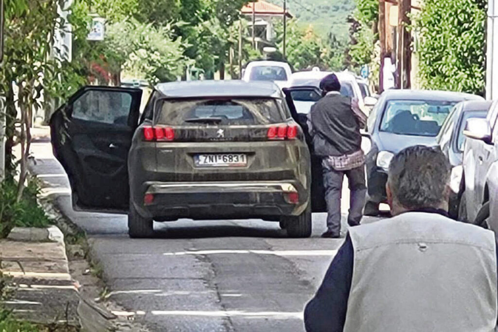 Ληστεία στην Τιθορέα: Ποινικοί, χούλιγκαν και αντιεξουσιαστές οι δράστες