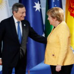 Η νέα ευρωπαϊκή στρατηγική απέναντι στον Πούτιν – Στο τραπέζι Μέρκελ και Ντράγκι για τον ρόλο διαπραγματευτή