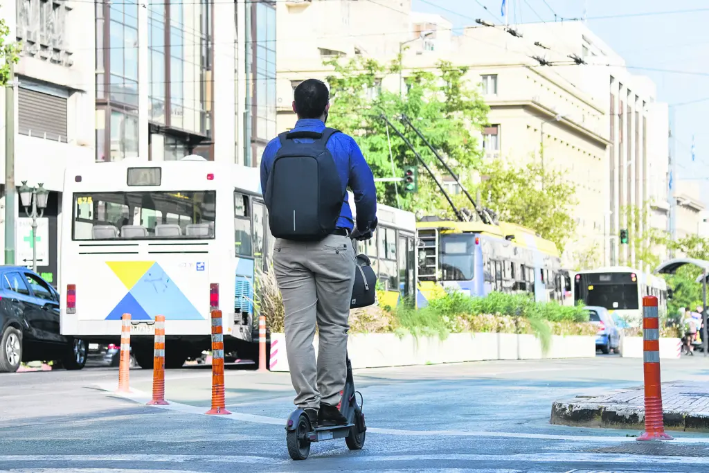 Ηλεκτρικά πατίνια: Η απαγόρευση και η ατομική ευθύνη