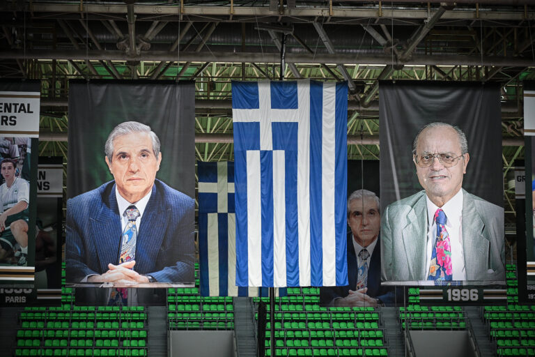 Final 4 στο ΟΑΚΑ: Γιατί παρέμειναν μόνο τα λάβαρα των Παύλου και Θανάση Γιαννακόπουλου