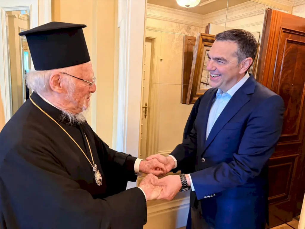 Με τον Πατριάρχη Βαρθολομαίο συναντήθηκε ο Τσίπρας – Το επίκεντρο της συζήτησης