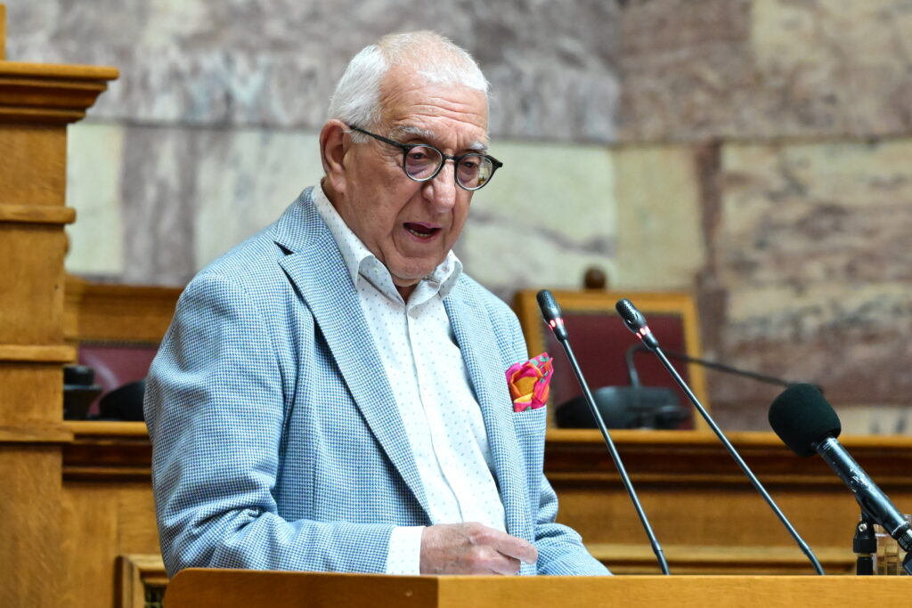 Βουλή: Οργή Κακλαμάνη για «διαρροή-βόμβα» από κλειστή συνεδρίαση της ΕΥΠ – Έρευνα για τους υπεύθυνους