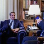 Μητσοτάκης σε Τασούλα: «Η αναδιάταξη του πολιτικού σκηνικού δεν μας αφορά – Σε ένα χρόνο οι εκλογές»