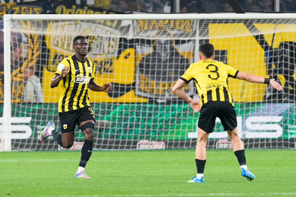 ΑΕΚ – Παναθηναϊκός 2-1: Πανάξια πρωταθλήτρια Ελλάδας η Ένωση – «Κάηκε» η Νέα Φιλαδέλφεια