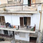 Άγιοι Ανάργυροι: Τι έδειξαν οι εξετάσεις για τα 3 παιδιά που ζούσαν σε «τρώγλη» – «Κυκλοφορούσαν γυμνά στον δρόμο»