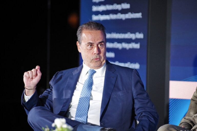 Παπασταύρου: «Η Ελλάδα ανήκει στους παγκόσμιους πρωταθλητές στις Ανανεώσιμες Πηγές Ενέργειας»