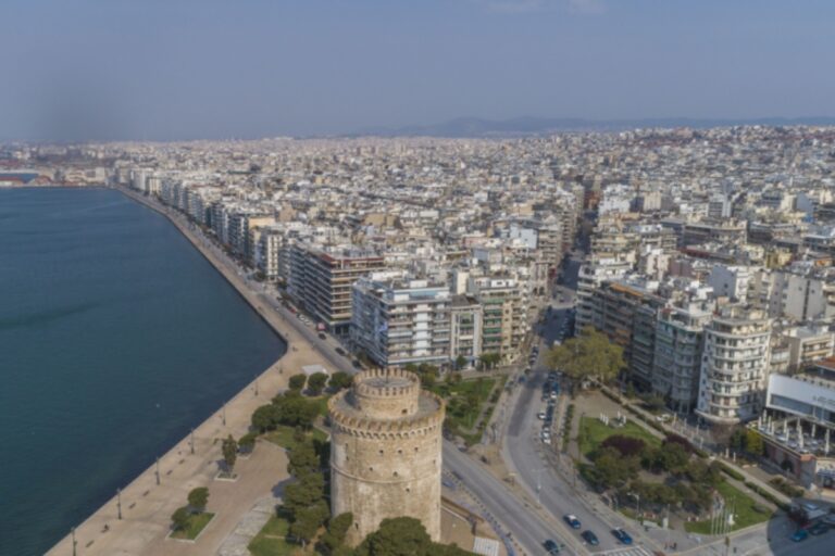 Τι ρώτησαν οι δημότες το ψηφιακό ρομποτάκι του Δήμου Θεσσαλονίκης – Από καθαριότητα μέχρι αποτελέσματα αγώνων