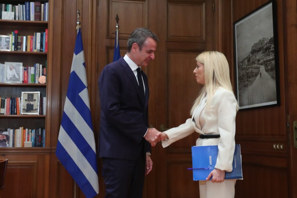 Συγχαρητήρια Μητσοτάκη σε Δημητρίου για τη νίκη του ΔΗΣΥ: Οι Κύπριοι επέλεξαν σταθερότητα