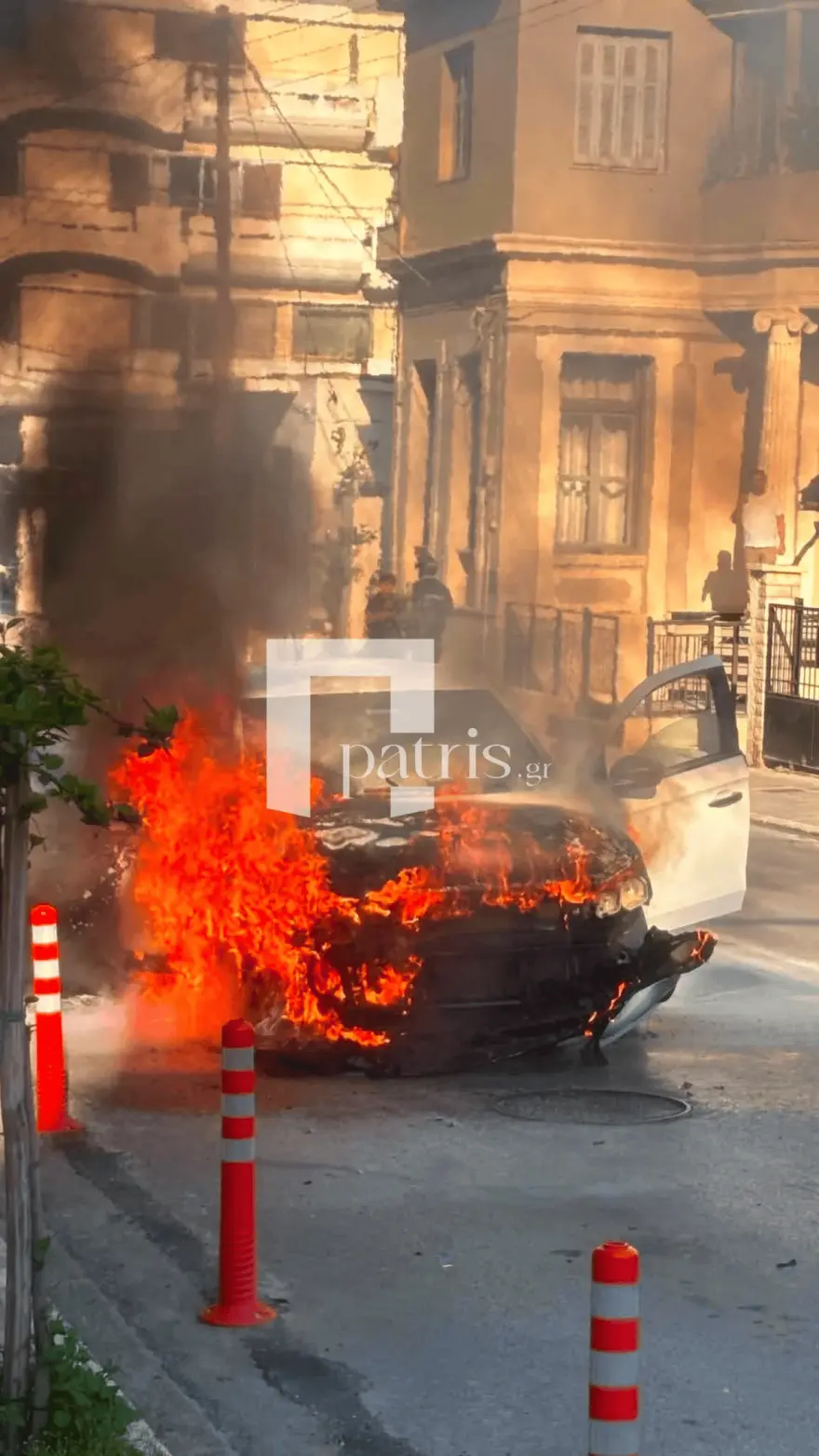 Εσωτερική εικόνα άρθρου