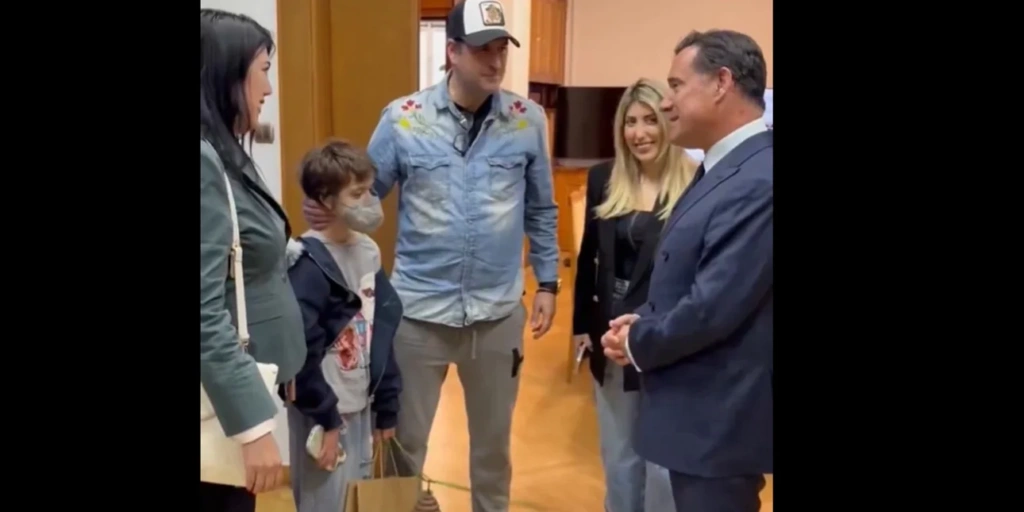 Ανάρτηση Γεωργιάδη για την περιπέτεια υγείας μιας κοπέλας: «Αισθάνομαι ευλογία που αξιώθηκα να γίνω έστω και λίγο χρήσιμος»