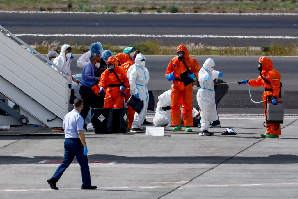 Δύο ακόμη επιβάτες του κρουαζιερόπλοιου θετικοί στον χανταϊό – Εννέα συνολικά τα κρούσματα σύμφωνα με τον ΠΟΥ