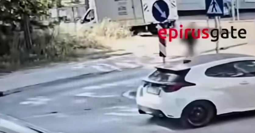 Ιωάννινα: Βίντεο-σοκ από παράσυρση ανήλικης – Διέσχιζε διάβαση πεζών