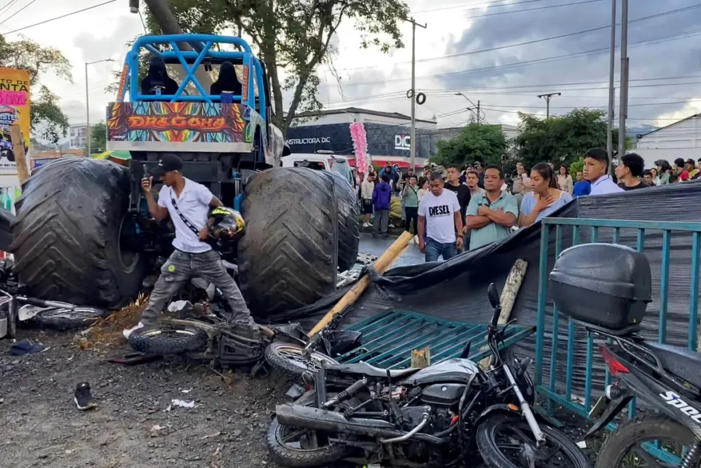 Monster truck έπεσε σε πλήθος στην Κολομβία – Δύο νεκροί, ανάμεσά τους 10χρονη [βίντεο]