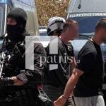 Οικογενειακή «μαφία» στην Κρήτη: Προφυλακίστηκε ο 53χρονος πατέρας – Ελεύθεροι με όρους μητέρα και γιος