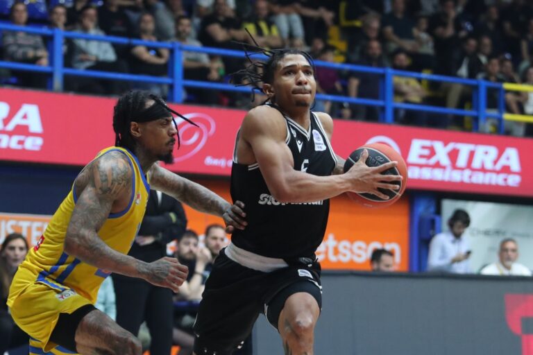 Basket League: Διπλό πρόκρισης για τον ΠΑΟΚ μέσα στο Περιστέρι με 77-72 και 2-0 στη σειρά των playoffs [Βίντεο]