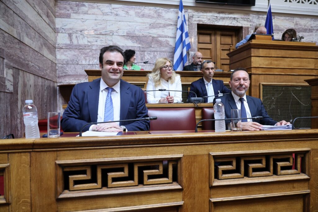 Πιερρακάκης: Η Ελλάδα χρειάζεται ανθρώπους σαν τον Γιάννη Στουρνάρα