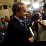 Πολιτικός «σεισμός» στην Ισπανία: Έρευνα για διαφθορά σε βάρος του πρώην πρωθυπουργού Θαπατέρο – Έφοδοι στο γραφείο του