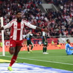 Ολυμπιακός – Παναθηναϊκός 1-0: Αγκαλιά με τη δεύτερη θέση οι «ερυθρόλευκοι»