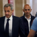Ποινή φυλάκισης επτά ετών ζητούν για τον Σαρκοζί οι Γάλλοι εισαγγελείς